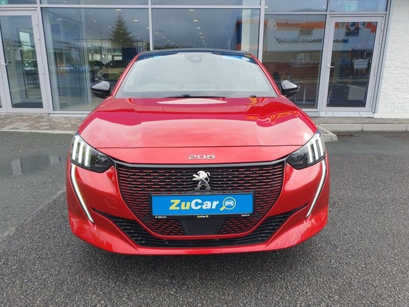More views of Peugeot 208