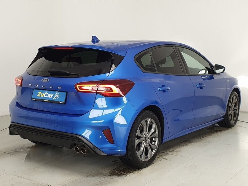 More views of Ford Focus