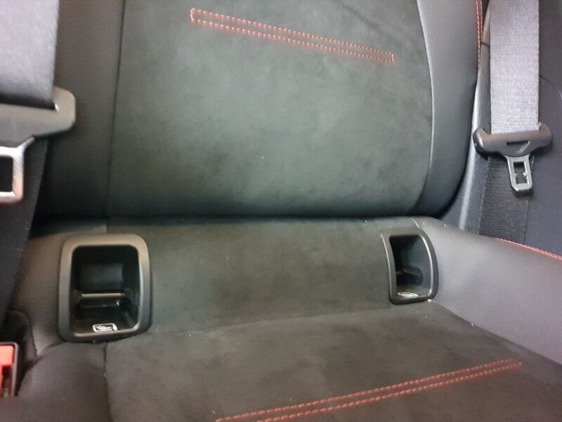 More views of Mercedes-Benz GLA