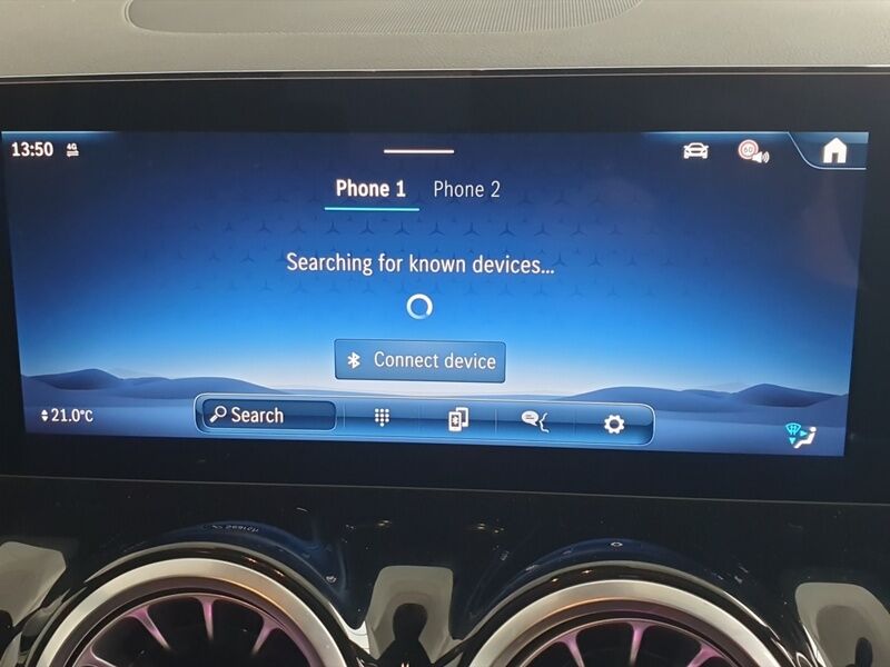 More views of Mercedes-Benz GLA