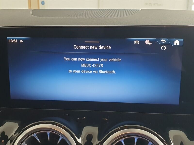 More views of Mercedes-Benz GLA