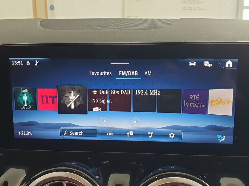 More views of Mercedes-Benz GLA