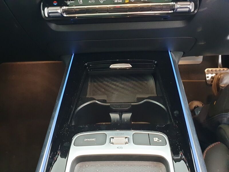 More views of Mercedes-Benz GLA