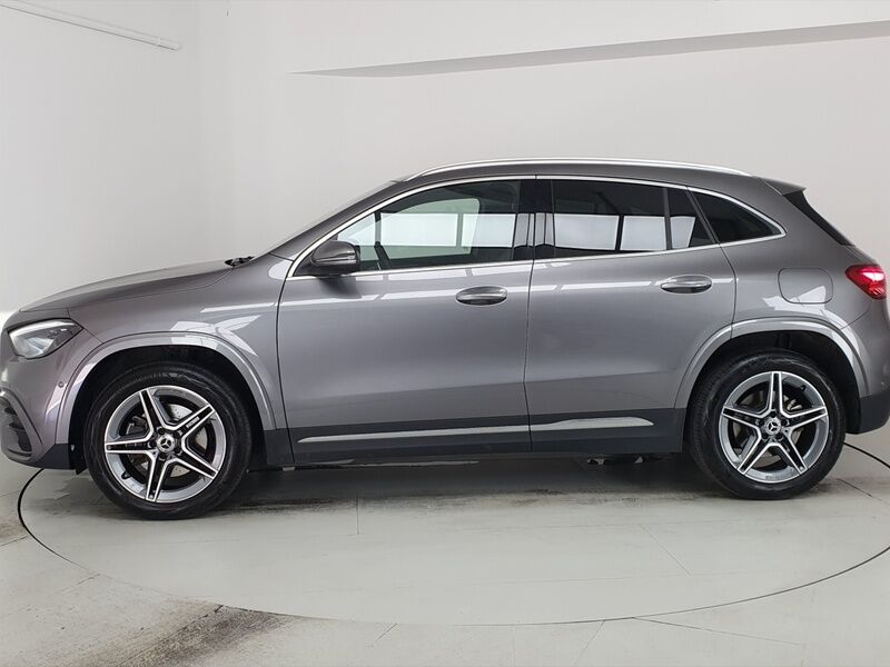 More views of Mercedes-Benz GLA