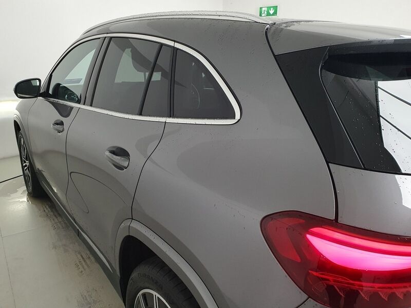 More views of Mercedes-Benz EQA