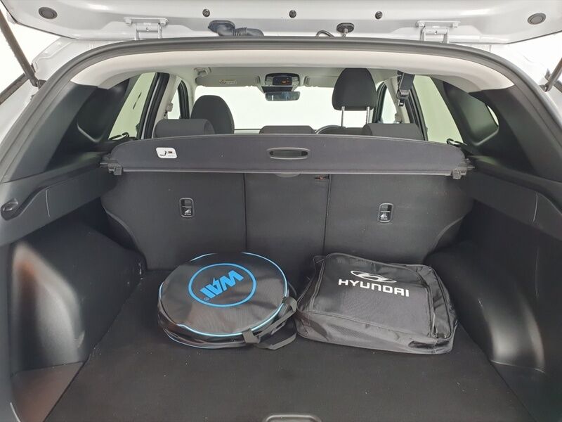 More views of Hyundai Tucson