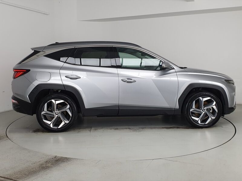 More views of Hyundai Tucson