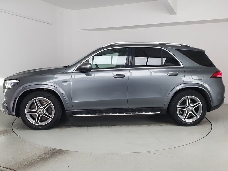 More views of Mercedes-Benz GLE