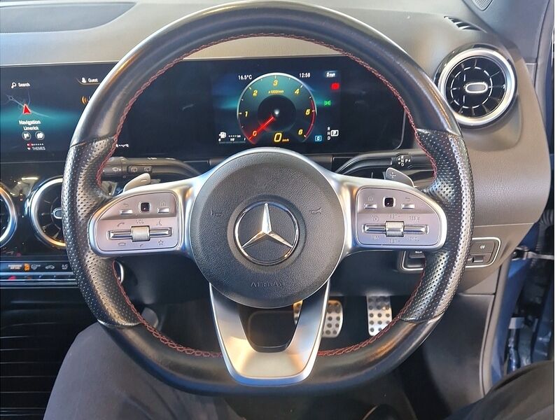More views of Mercedes-Benz GLA