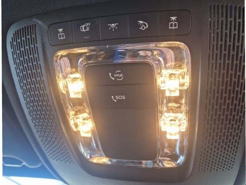 More views of Mercedes-Benz GLA