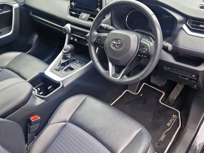 More views of Toyota RAV4