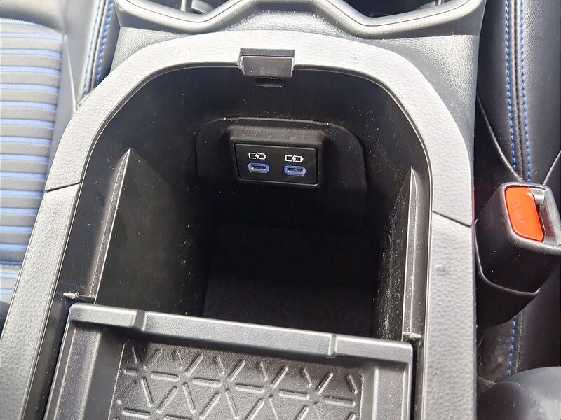 More views of Toyota RAV4
