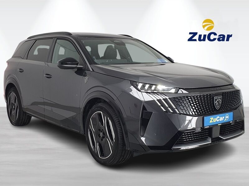 More views of Peugeot 5008