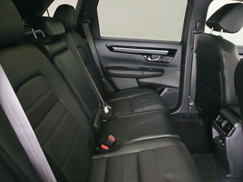 More views of Honda CR-V