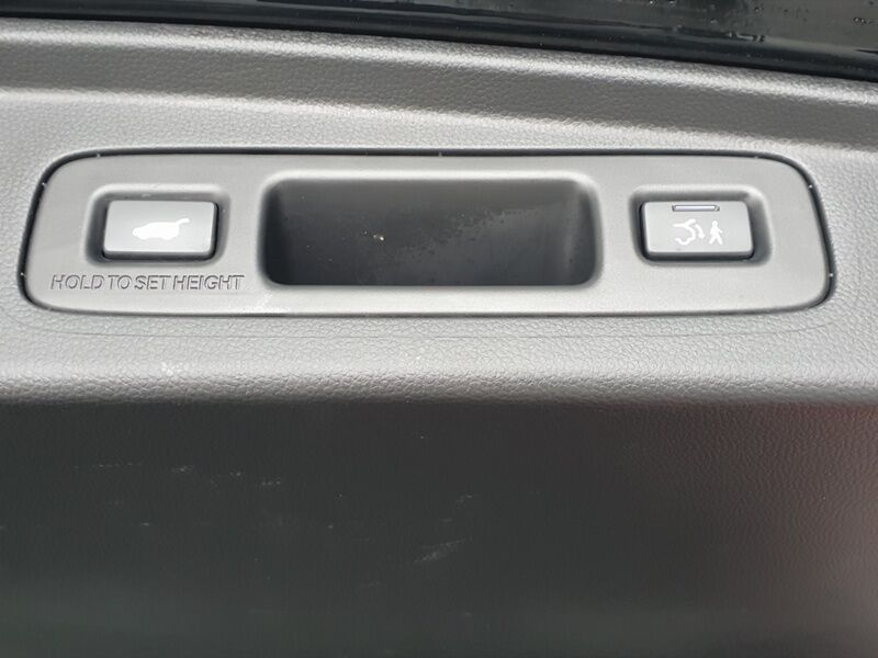 More views of Honda CR-V