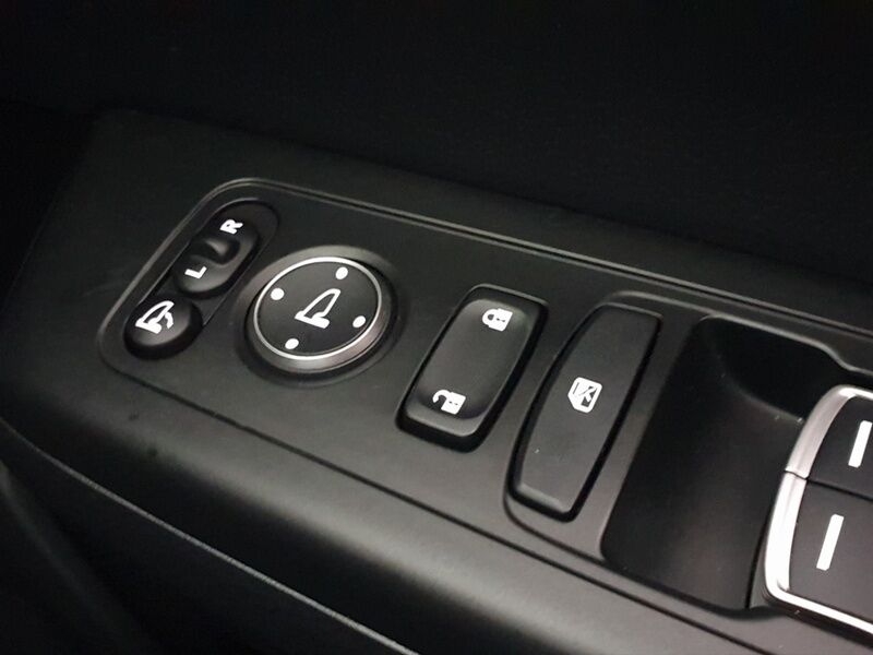 More views of Honda CR-V