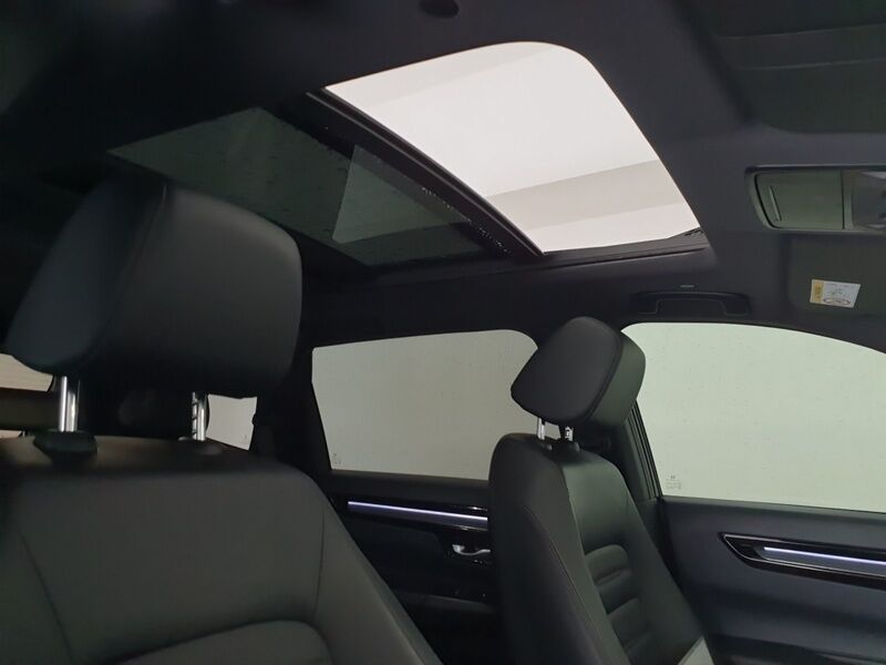 More views of Honda CR-V