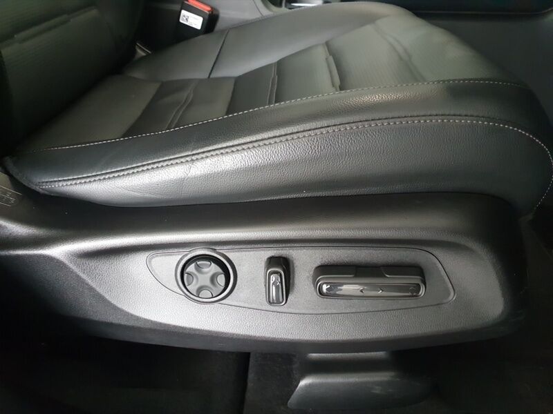 More views of Honda CR-V