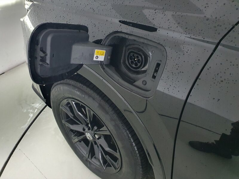 More views of Honda CR-V