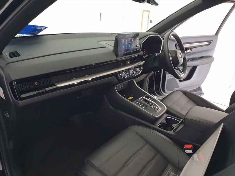More views of Honda CR-V