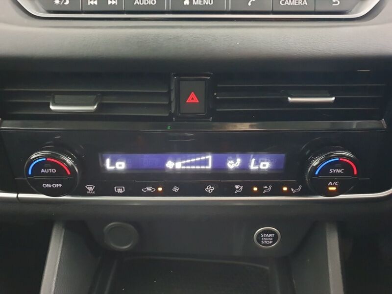 More views of Nissan Qashqai