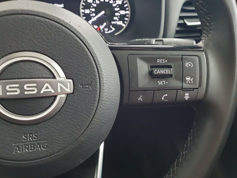 More views of Nissan Qashqai