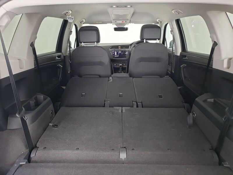More views of Volkswagen Tiguan