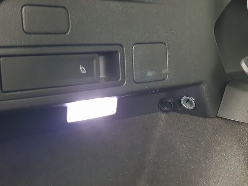 More views of Volkswagen Tiguan