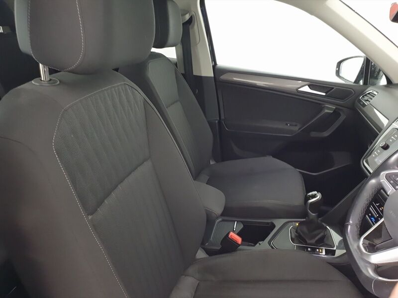 More views of Volkswagen Tiguan
