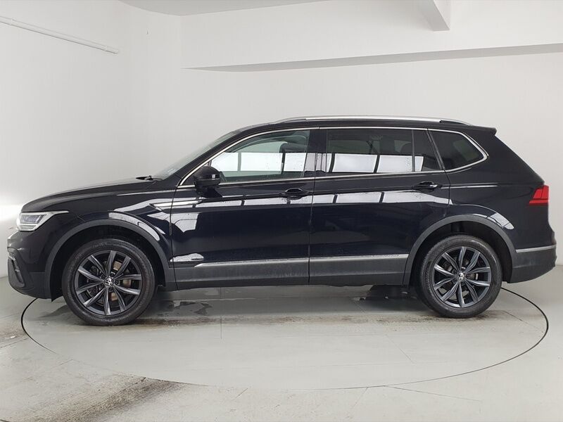 More views of Volkswagen Tiguan
