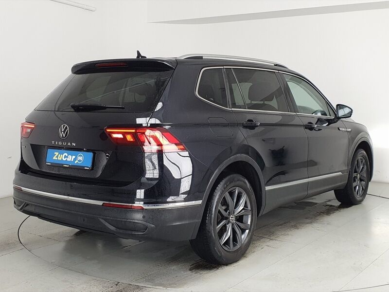 More views of Volkswagen Tiguan