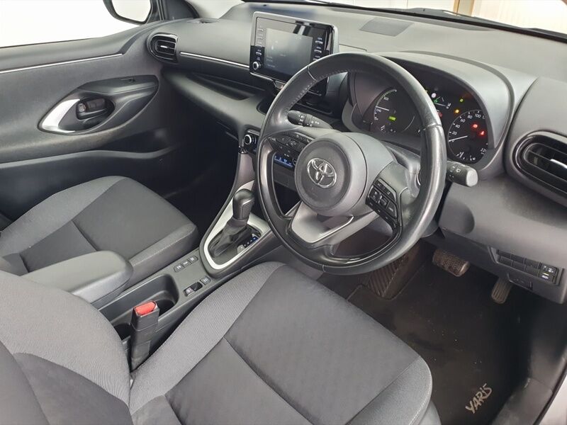 More views of Toyota Yaris