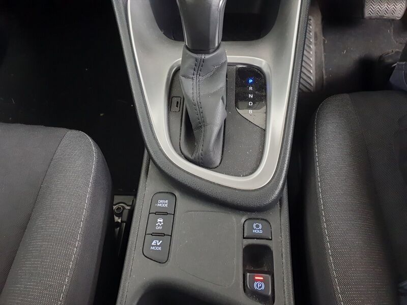 More views of Toyota Yaris