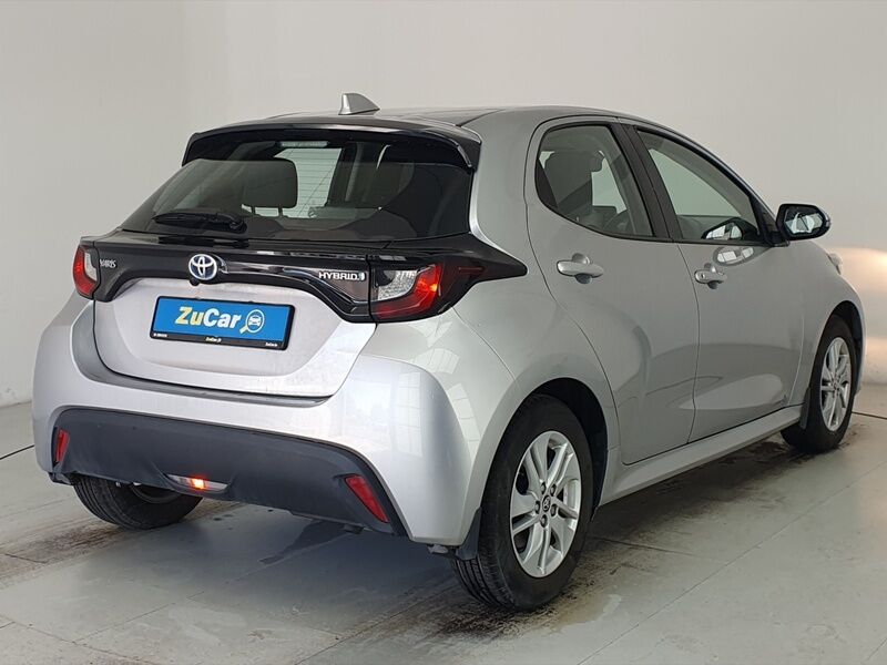 More views of Toyota Yaris