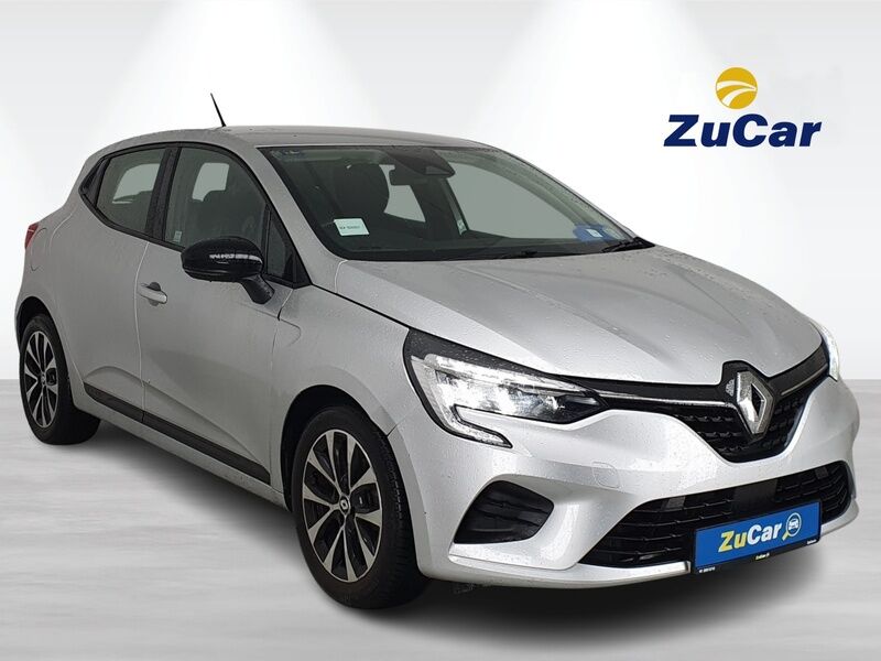 More views of Renault Clio