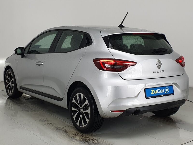 More views of Renault Clio