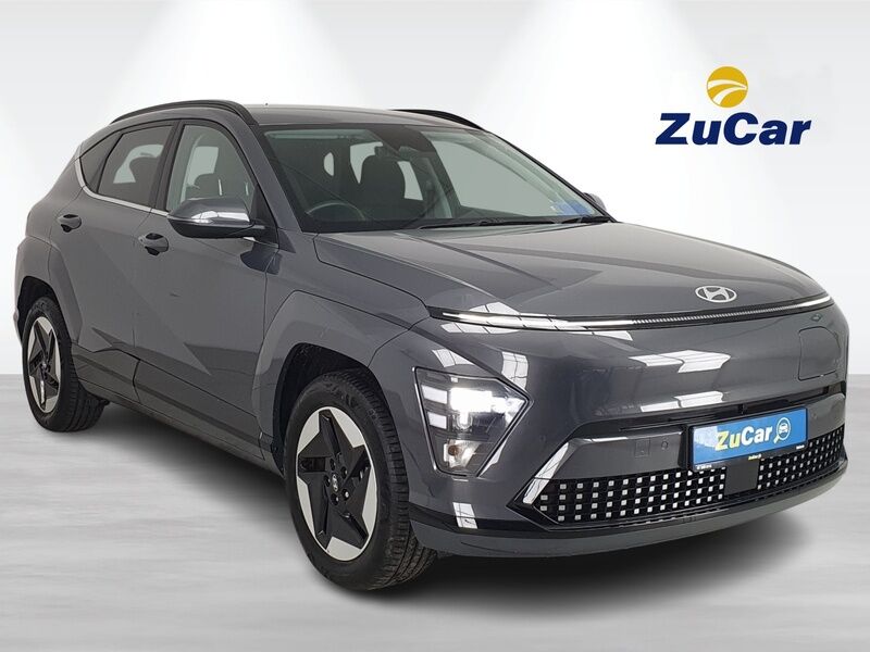 More views of Hyundai KONA