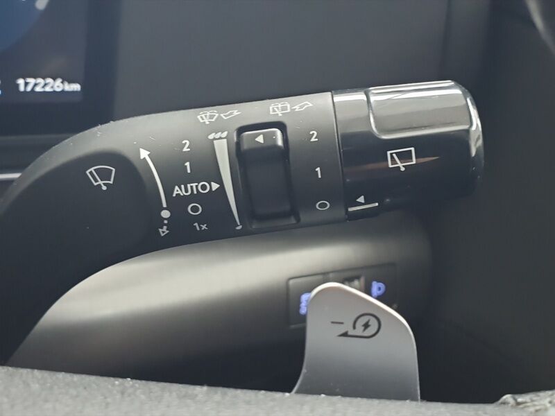 More views of Hyundai KONA