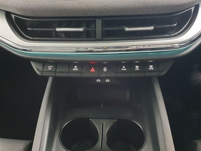 More views of Skoda Enyaq