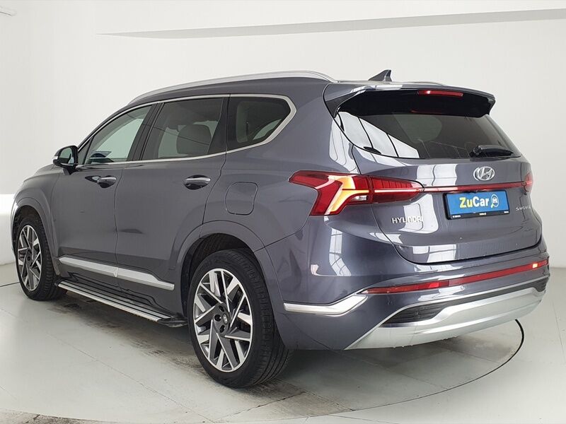 More views of Hyundai Santa Fe