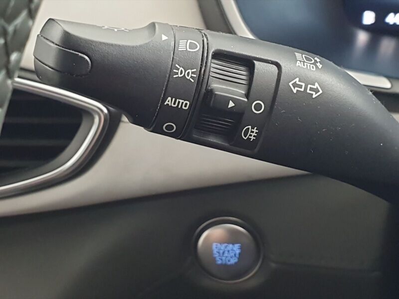 More views of Hyundai Santa Fe
