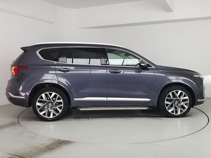 More views of Hyundai Santa Fe