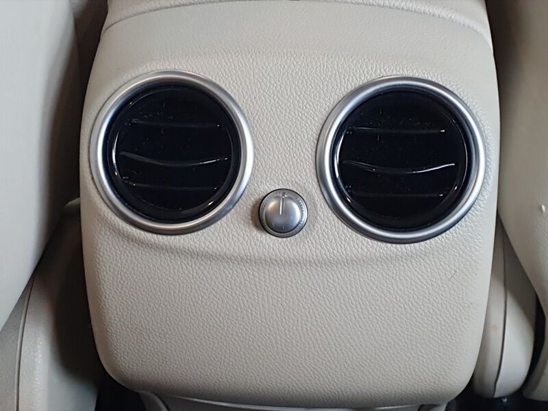More views of Mercedes-Benz GLC