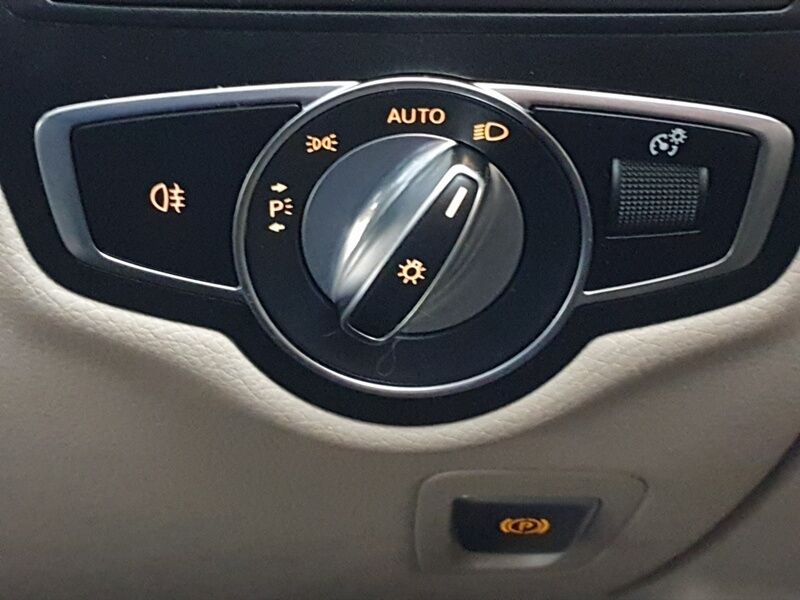 More views of Mercedes-Benz GLC