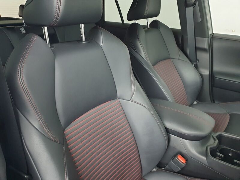 More views of Toyota RAV4