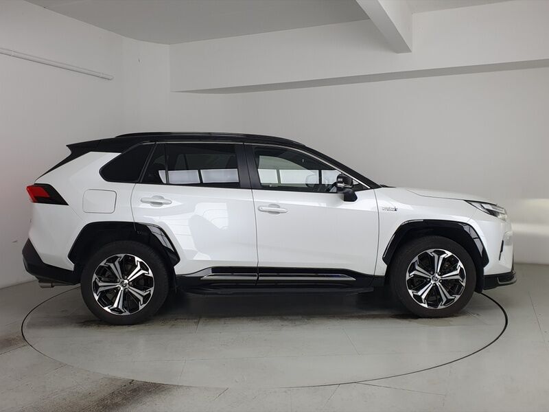 More views of Toyota RAV4