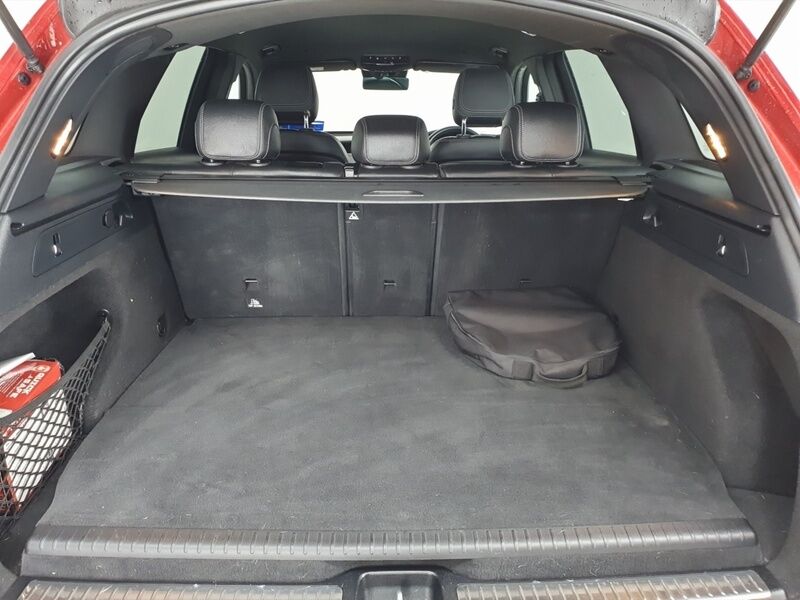 More views of Mercedes-Benz GLC
