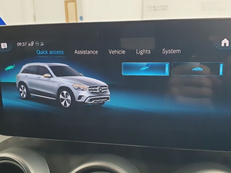 More views of Mercedes-Benz GLC