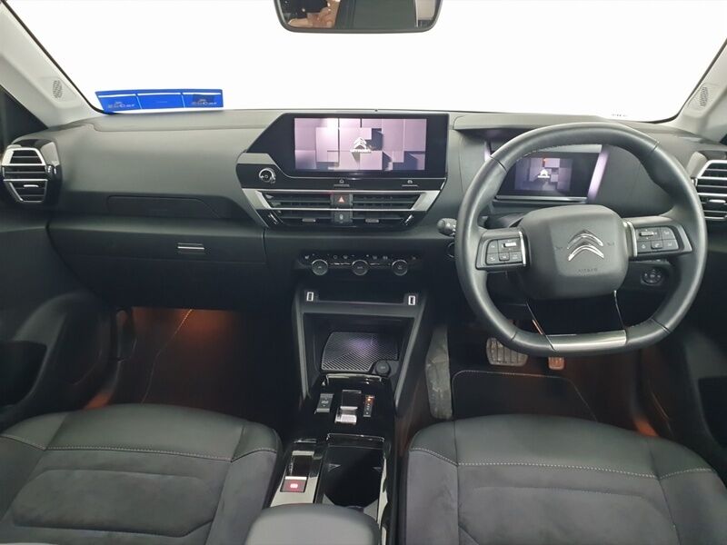 More views of Citroen e-C4