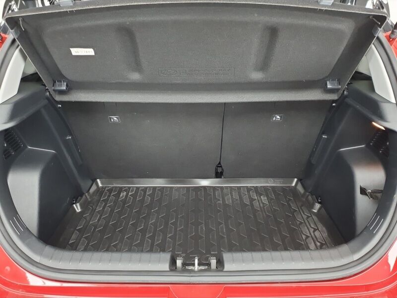 More views of Hyundai i20